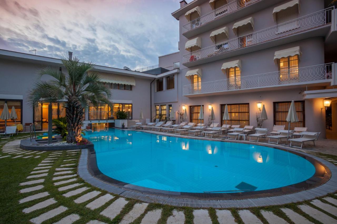 Hotel Terme Salus Абано-Терме Экстерьер фото