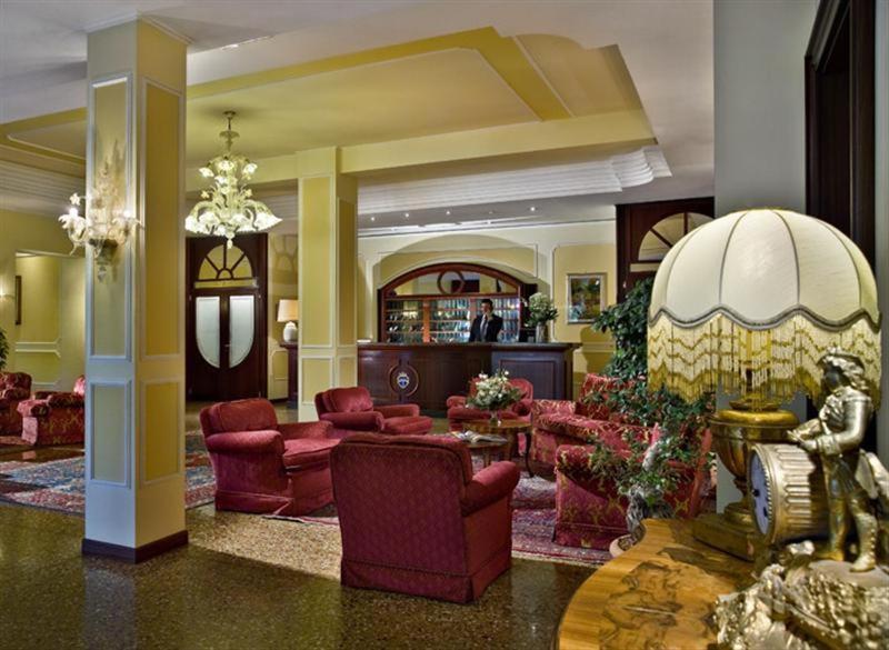 Hotel Terme Salus Абано-Терме Экстерьер фото